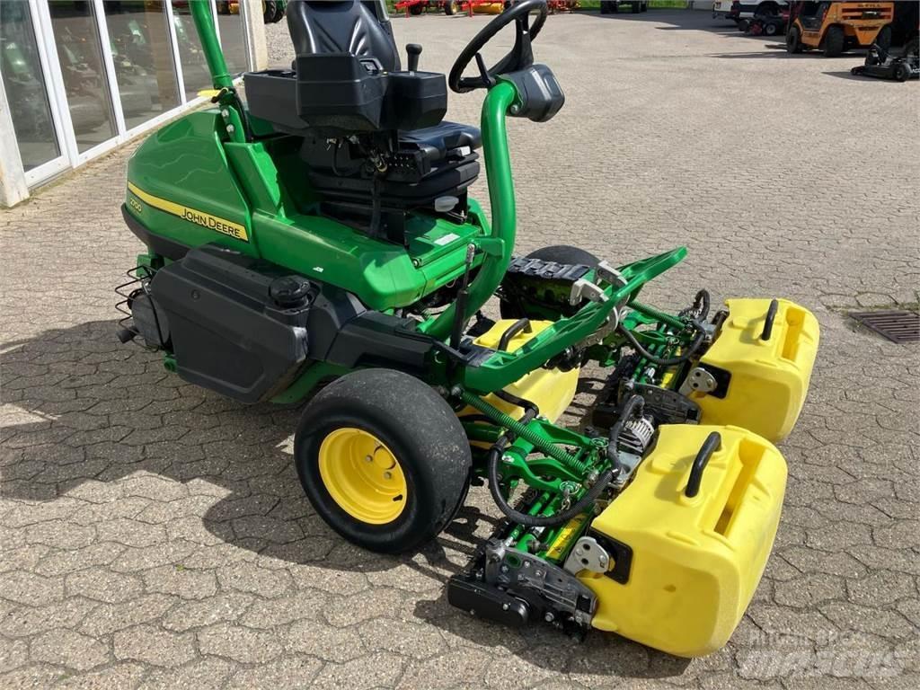 John Deere 2700 Golfbaanmaaiers