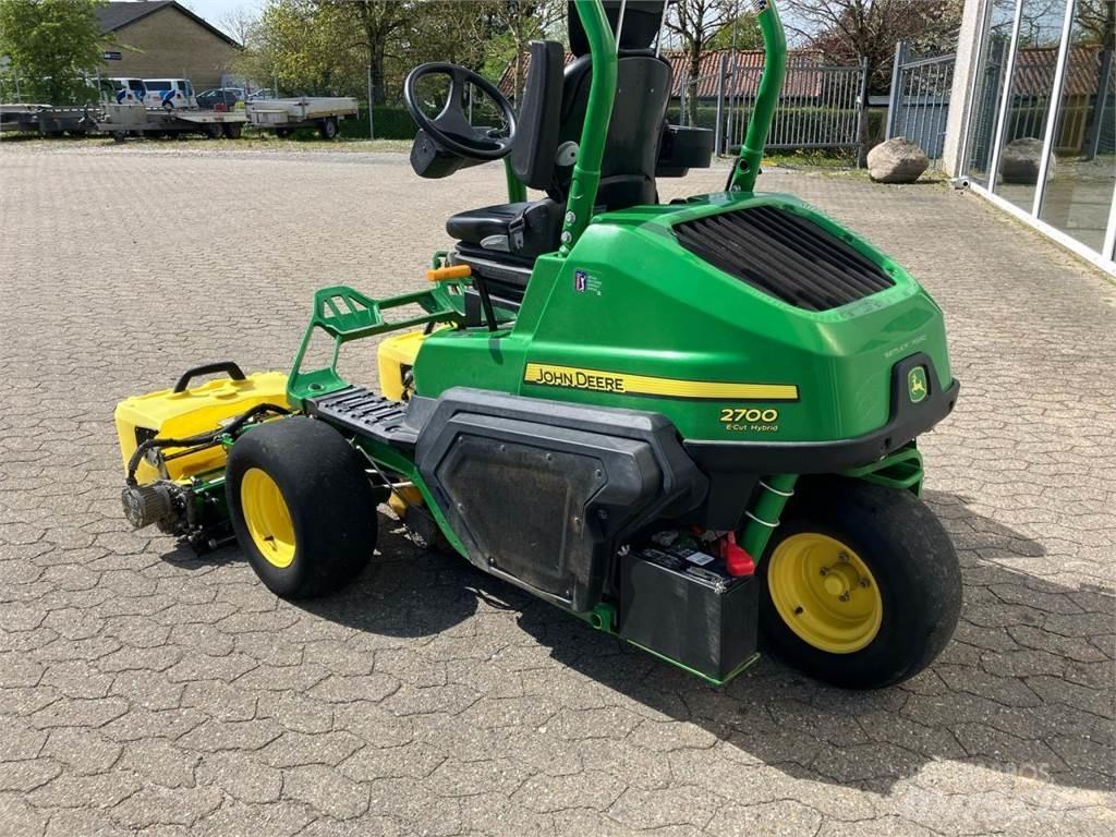 John Deere 2700 Golfbaanmaaiers