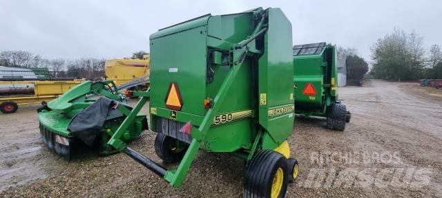John Deere 590 Ronde-balenpersen