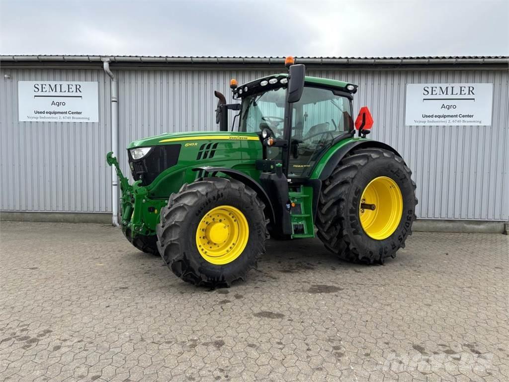 John Deere 6145R Tractoren