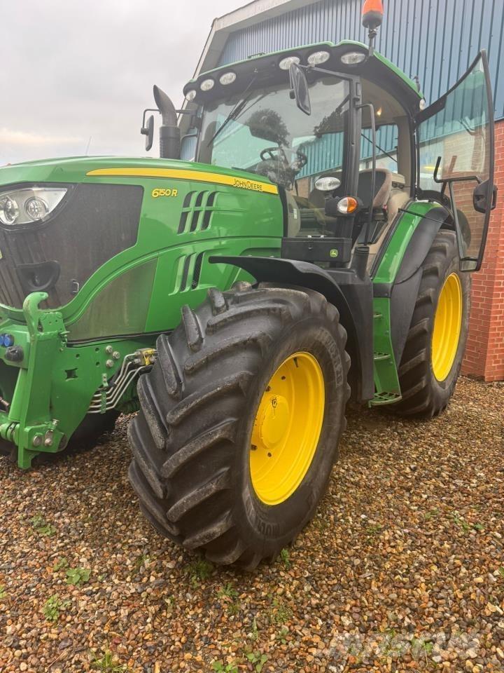 John Deere 6150R Tractoren