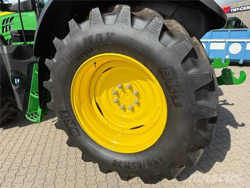John Deere 6155M Tractoren