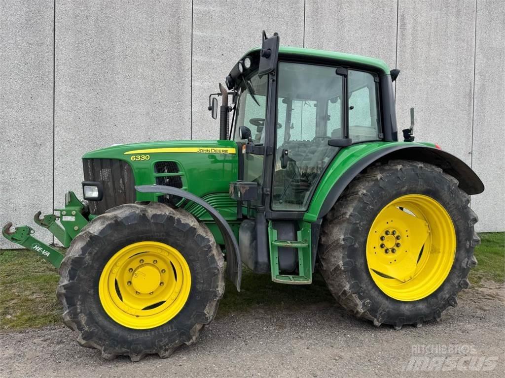 John Deere 6330 Tractoren