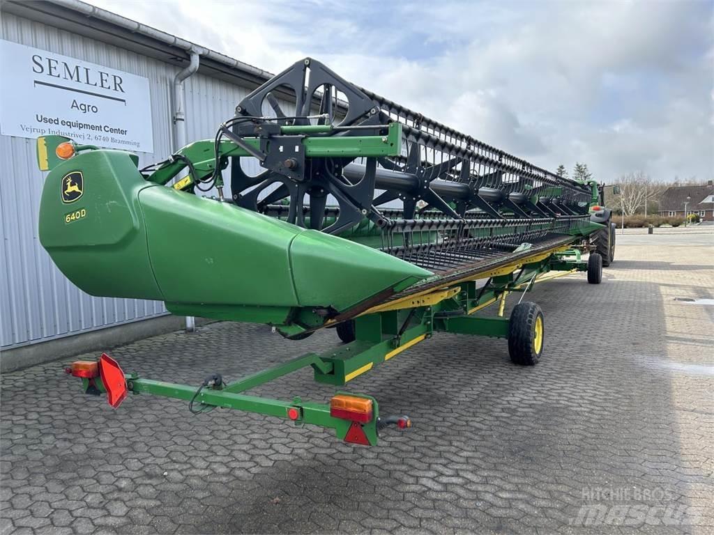 John Deere 640D Maaidorser aanbouwdelen