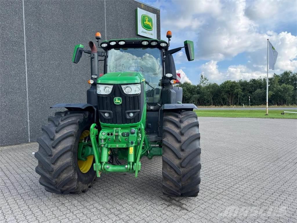 John Deere 6R 250 Tractoren