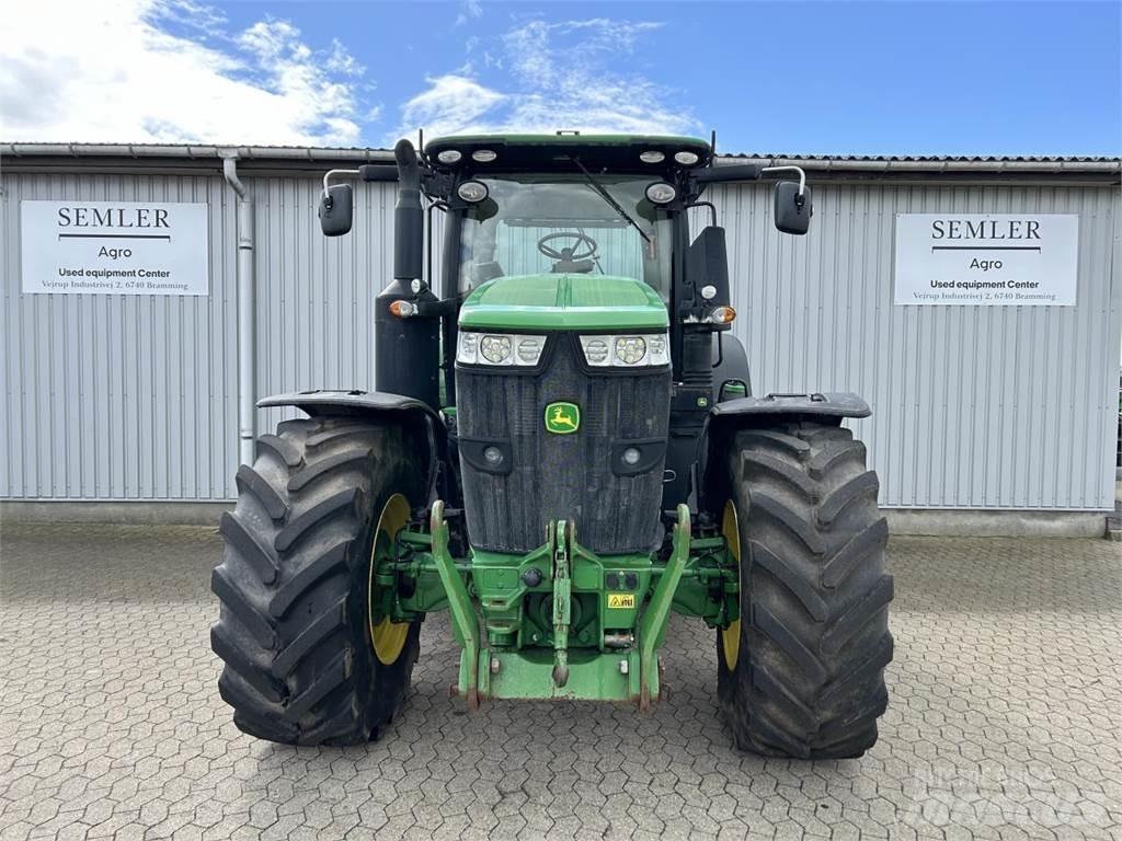 John Deere 7250R Tractoren