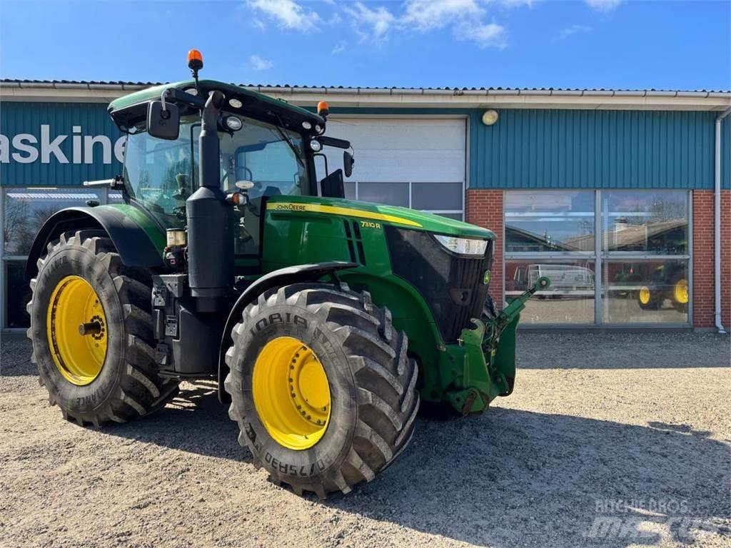 John Deere 7310R Tractoren