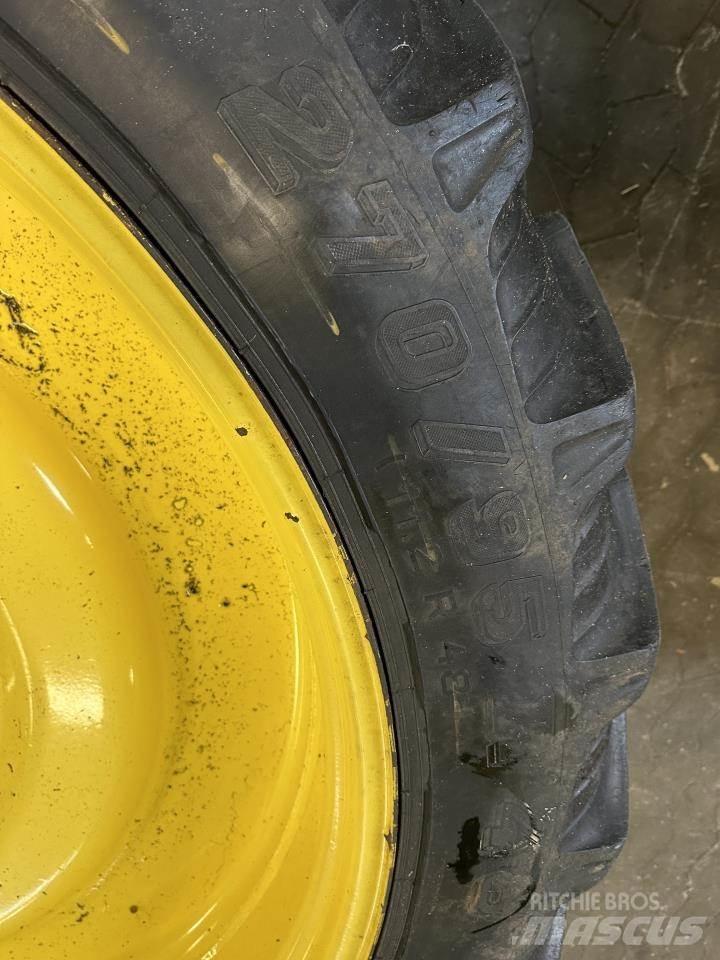 John Deere 740I Getrokken spuitmachines