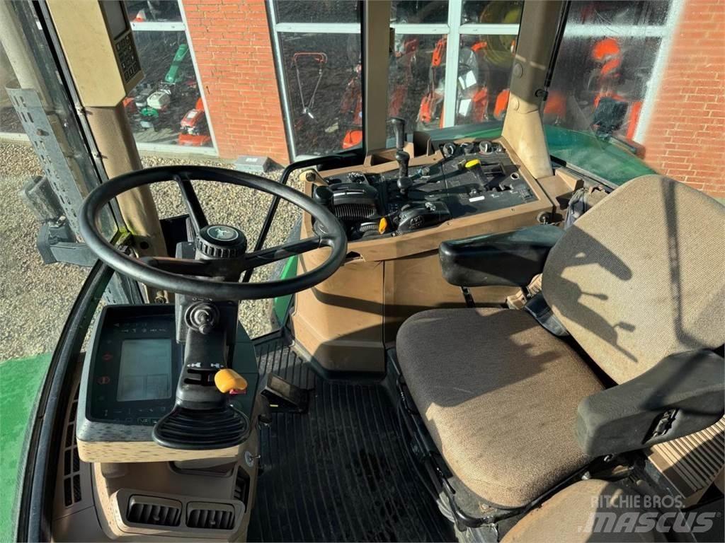 John Deere 7710 Tractoren