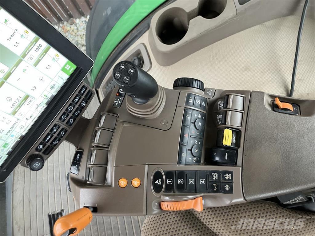 John Deere 8320R Tractoren