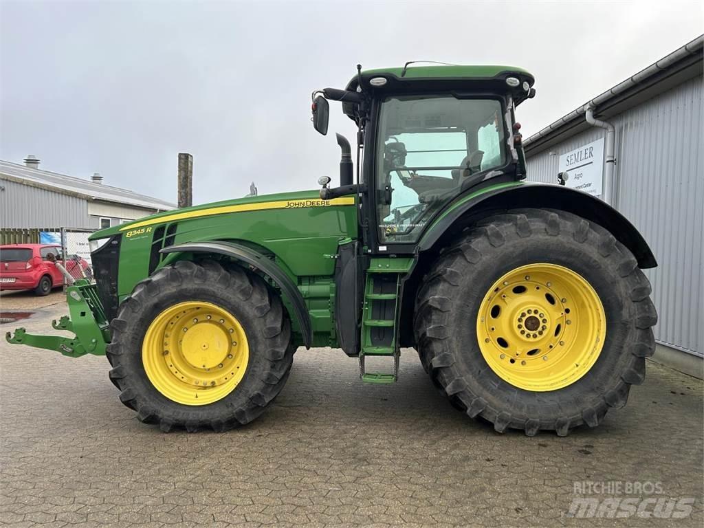John Deere 8345R Tractoren