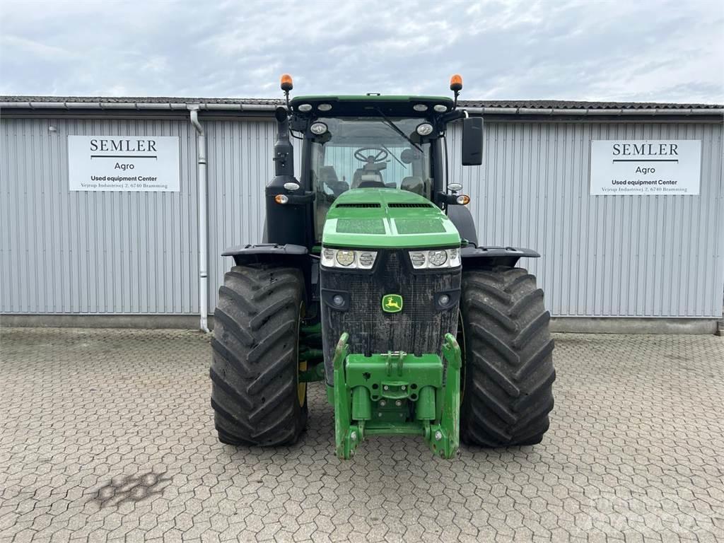 John Deere 8345R Tractoren