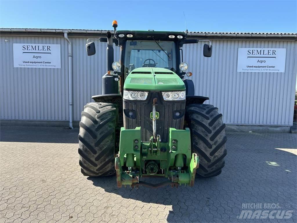 John Deere 8360R Tractoren