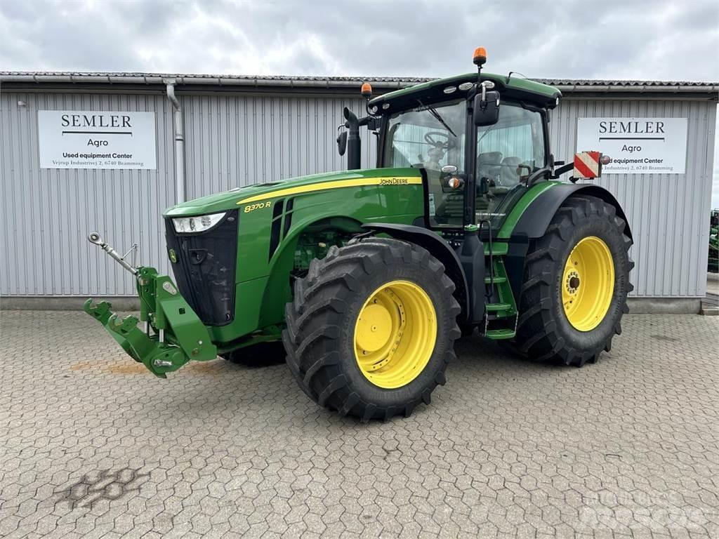 John Deere 8370R Tractoren