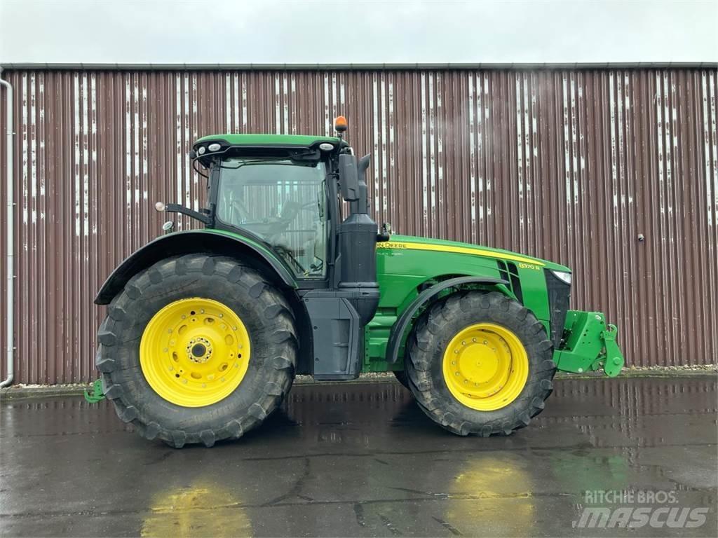 John Deere 8370R Tractoren