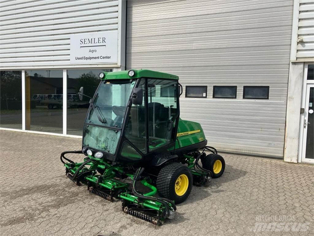 John Deere 8700 A Golfbaanmaaiers