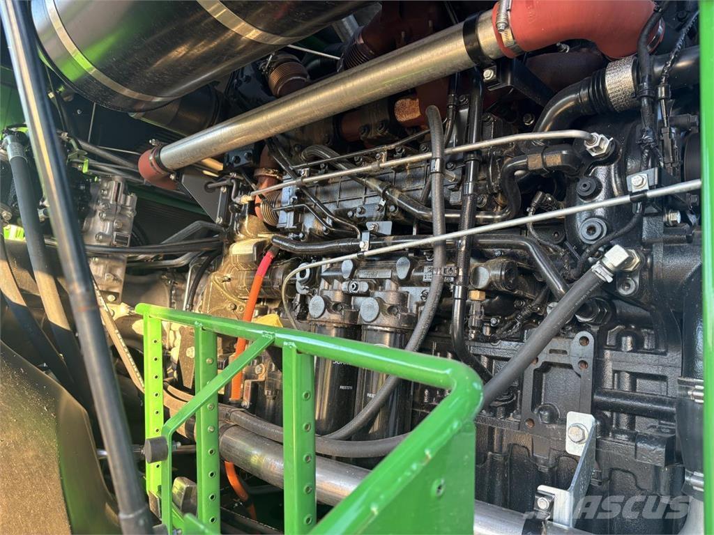 John Deere 9600 Getrokken veldhakselaar