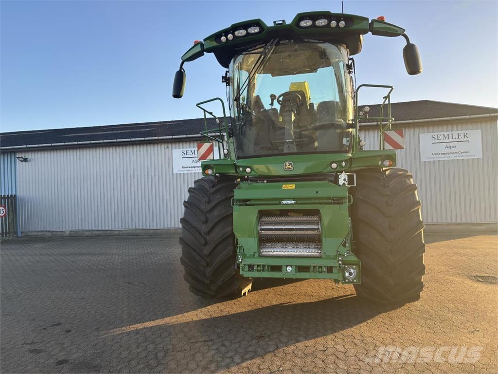 John Deere 9600 Getrokken veldhakselaar