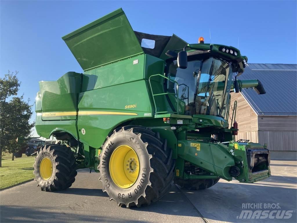 John Deere S690I Maaidorsmachines