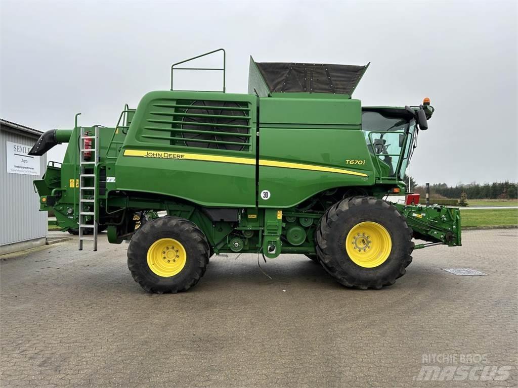 John Deere T670 Maaidorsmachines