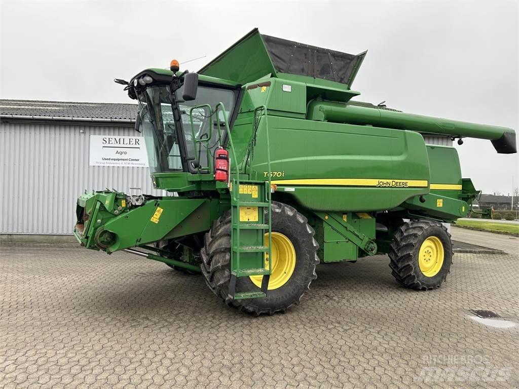 John Deere T670 Maaidorsmachines