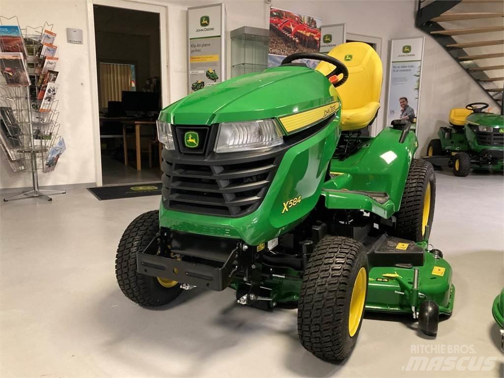 John Deere X584 Compacttrekkers