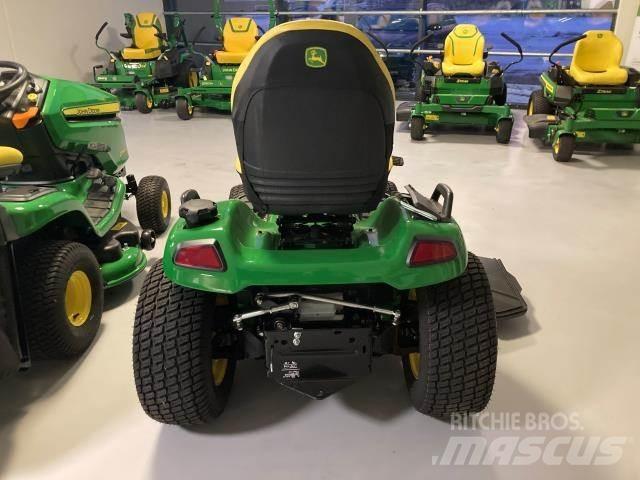John Deere X584 Compacttrekkers