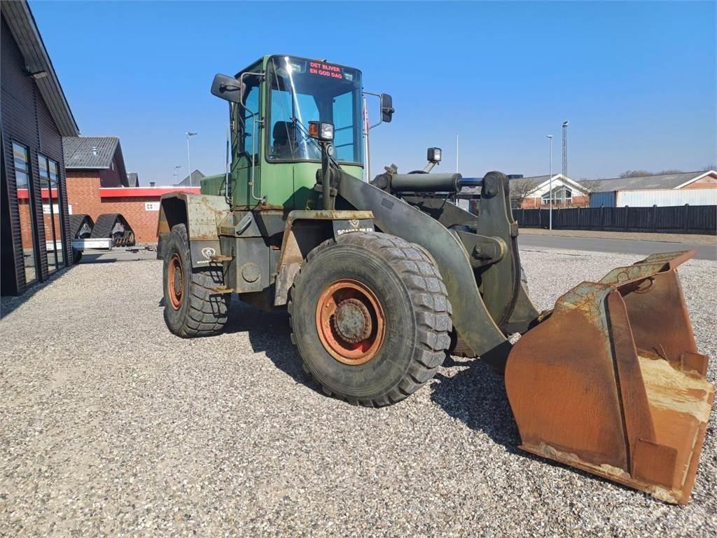 Komatsu WA270 Wielladers