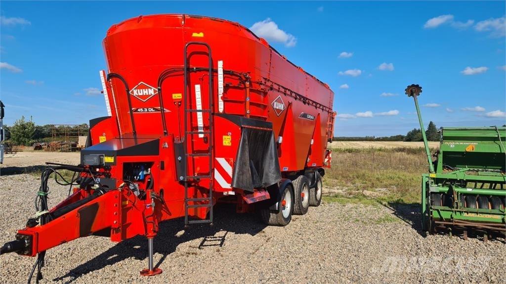 Kuhn 45.3 DL Voedermachines