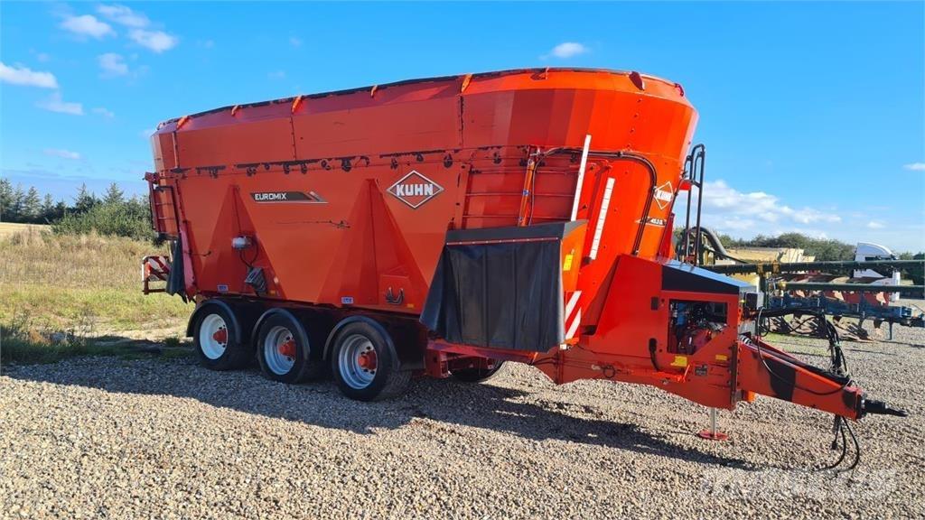 Kuhn 45.3 DL Voedermachines