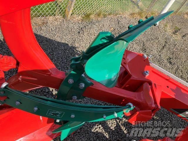 Kverneland 150 S Wentelploegen