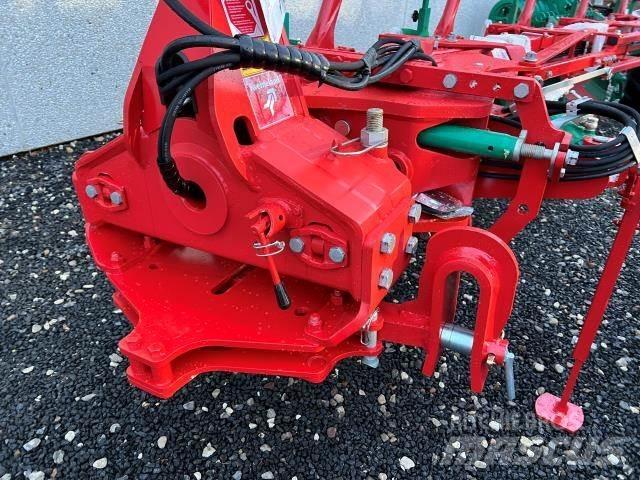 Kverneland 3300S Wentelploegen