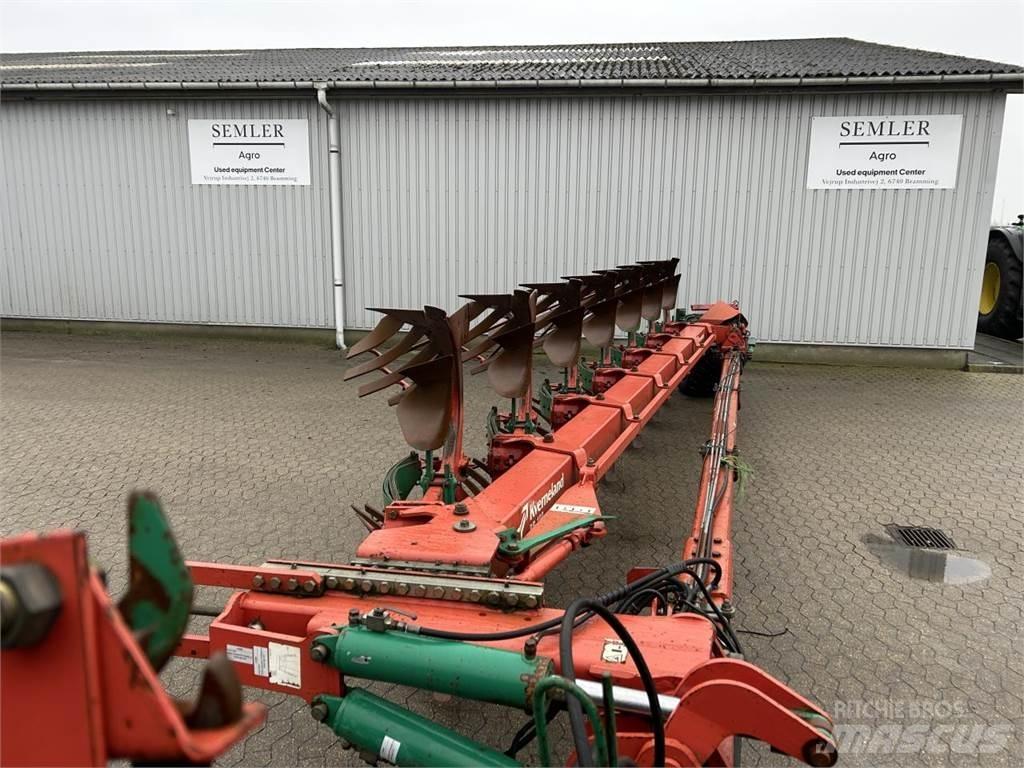 Kverneland PB100 Wentelploegen