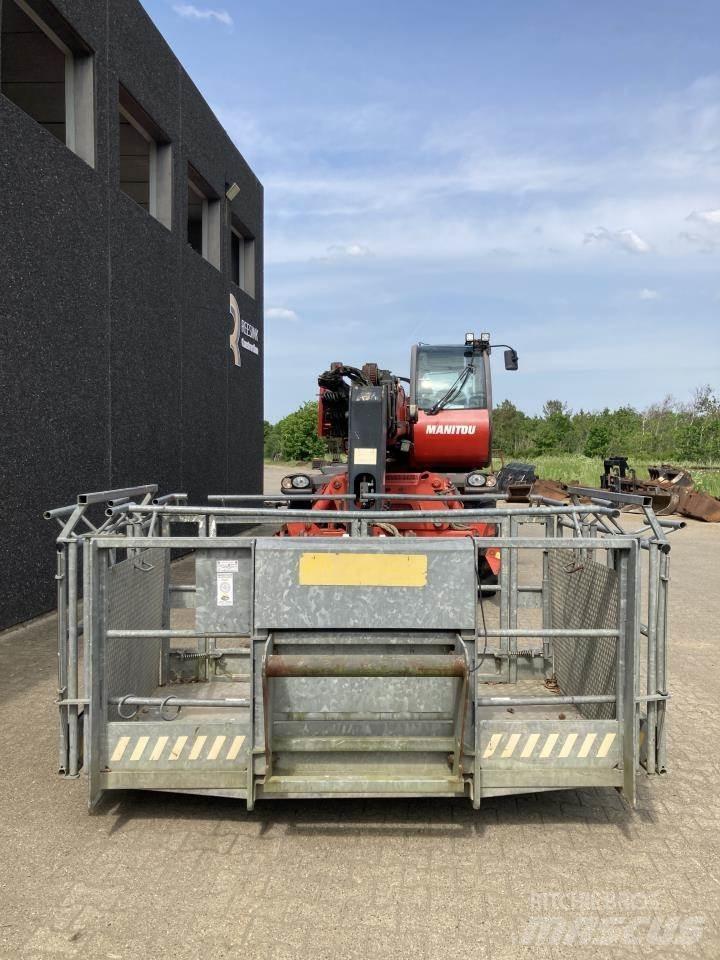 Manitou MRT2540 Verreikers