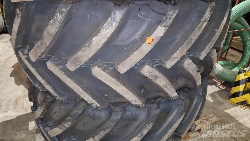 Mitas 710/70R42 Banden, wielen en velgen