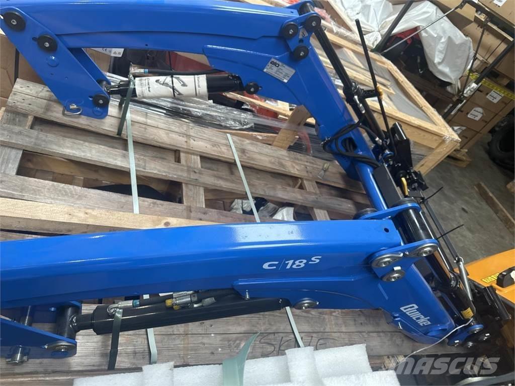New Holland C18S Compacttrekkers