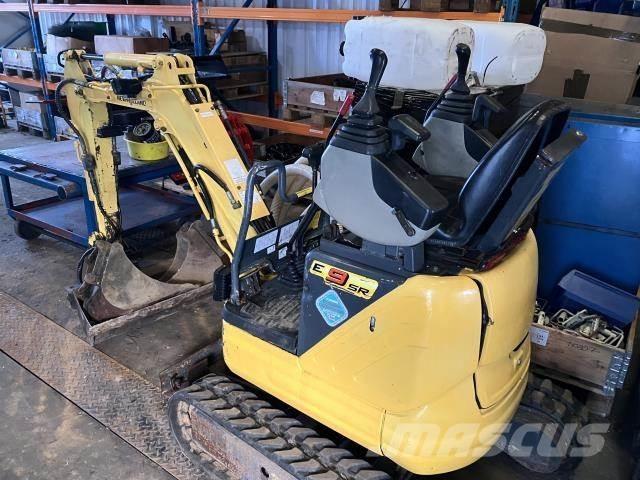 New Holland E09SR Minigraafmachines < 7t