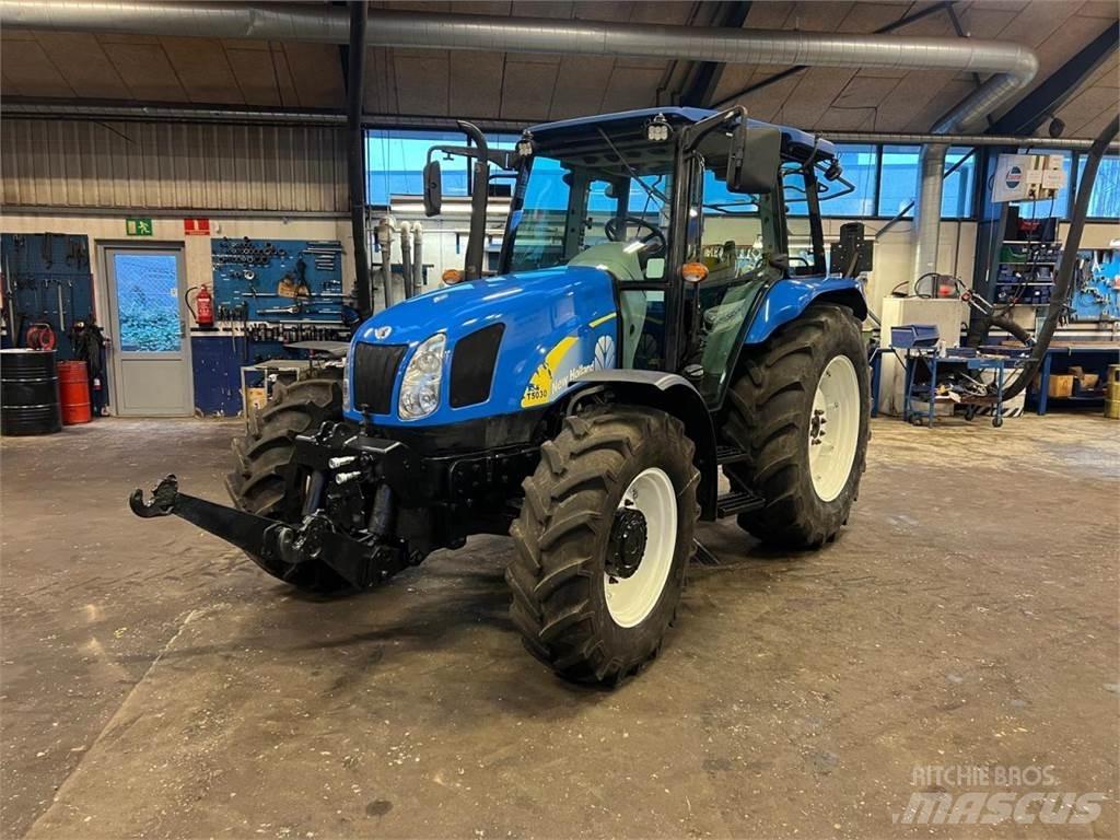 New Holland T5030 Tractoren