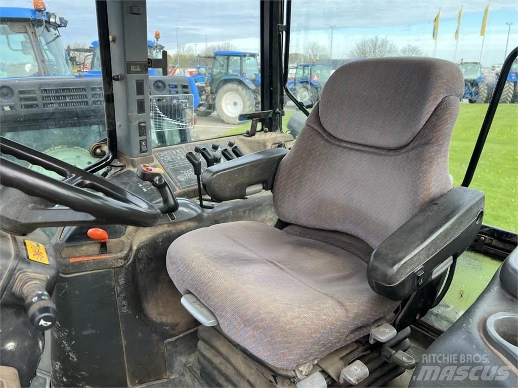 New Holland TM150 Tractoren