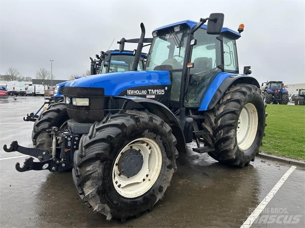 New Holland TM165 Tractoren