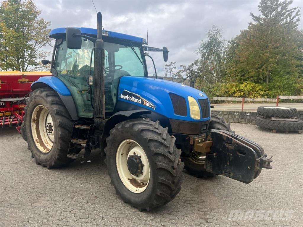 New Holland TS115A Tractoren