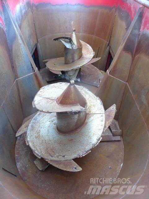Peecon 20 M3 Voedermachines