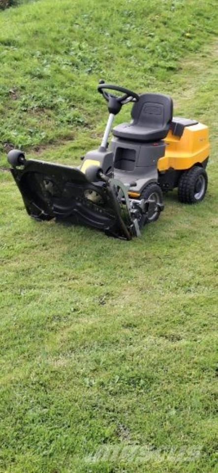 Stiga 320 Compacttrekkers