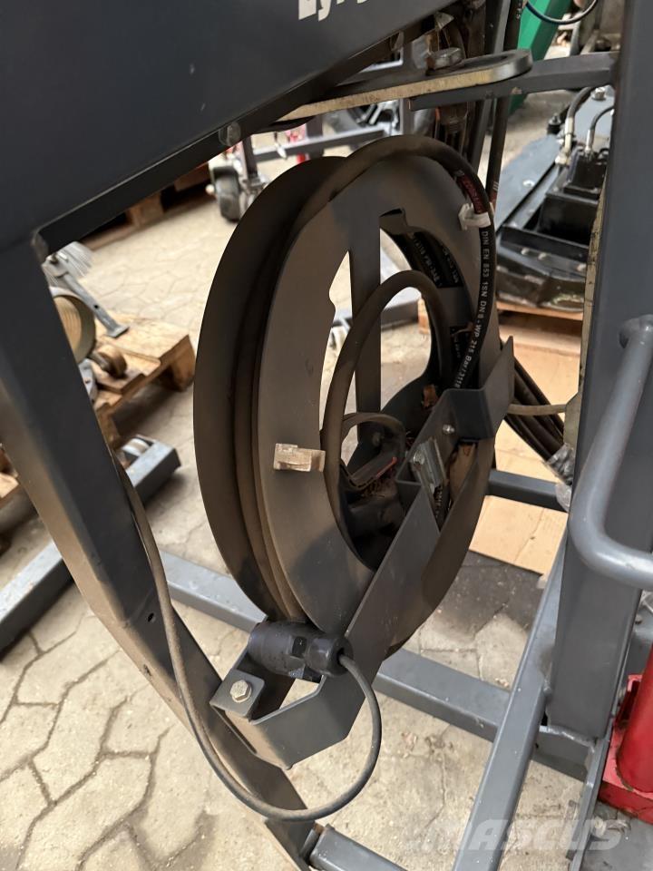 Timan FSA 12000 Werktuigdragers