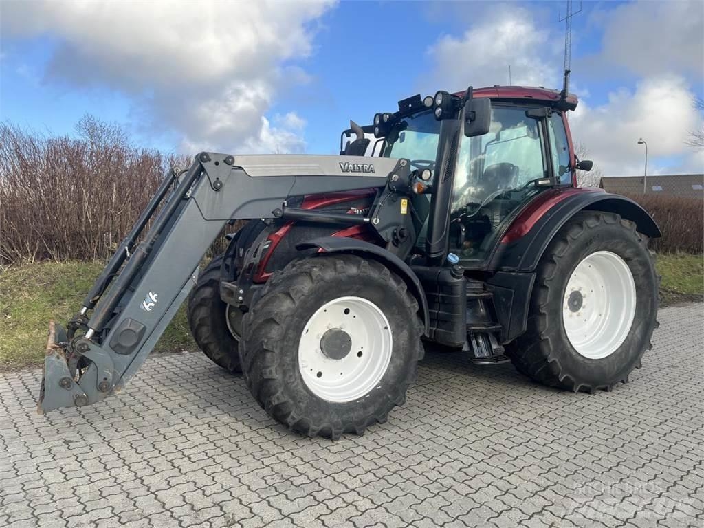 Valtra N 174 Tractoren