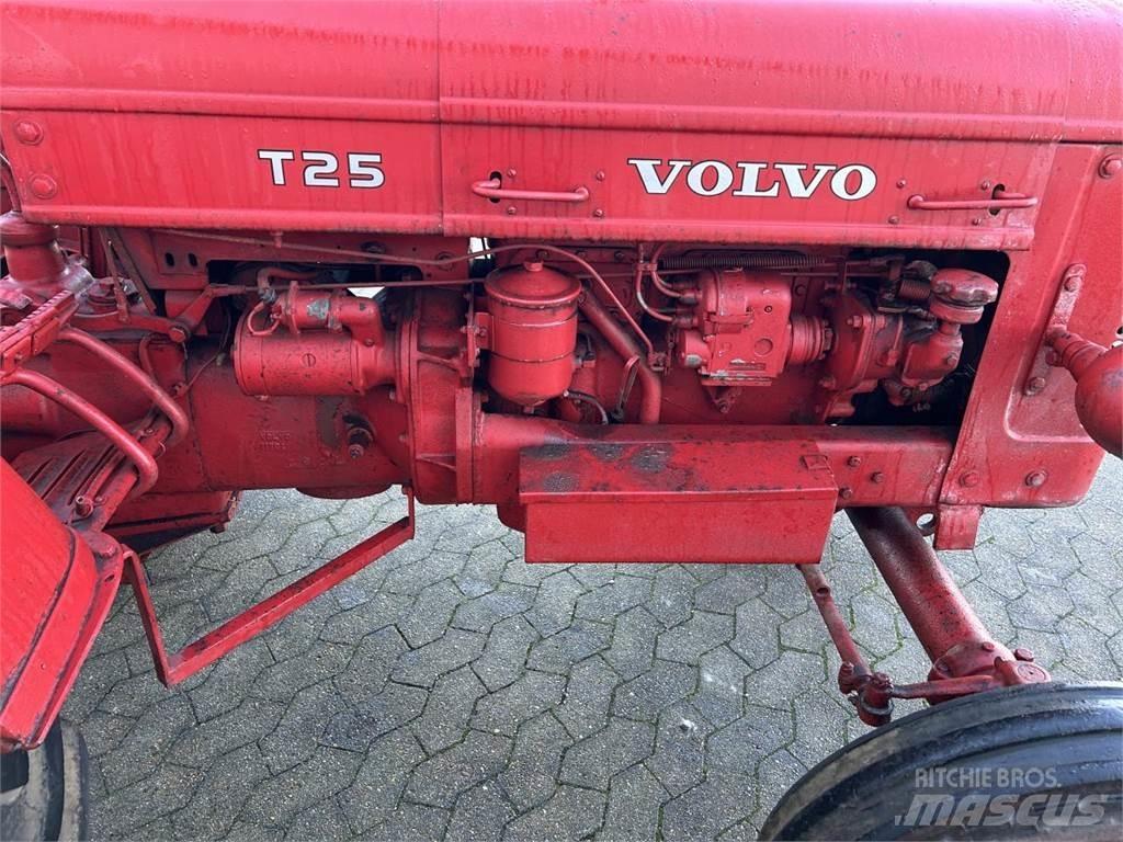Volvo BM T25 Tractoren