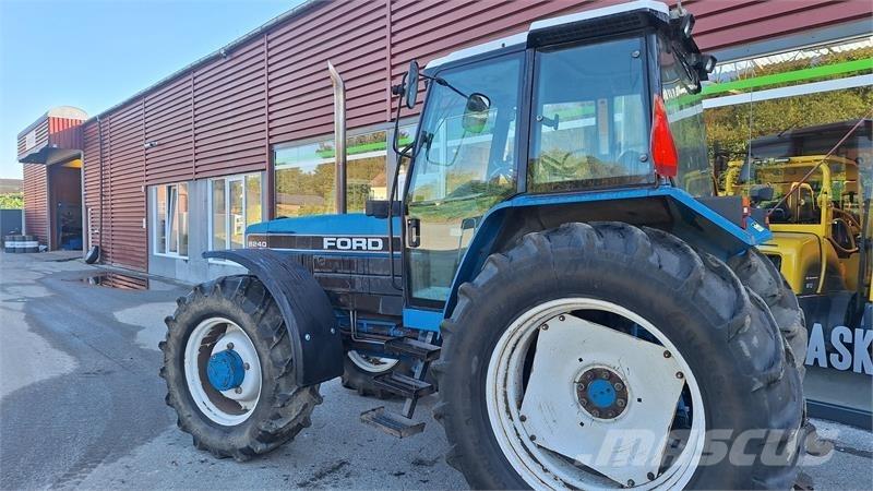 Ford 8240 Tractoren