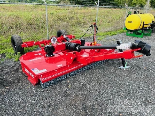 Bush Hog 3308 Balenhakselaars, -snijders en -afwikkelaars