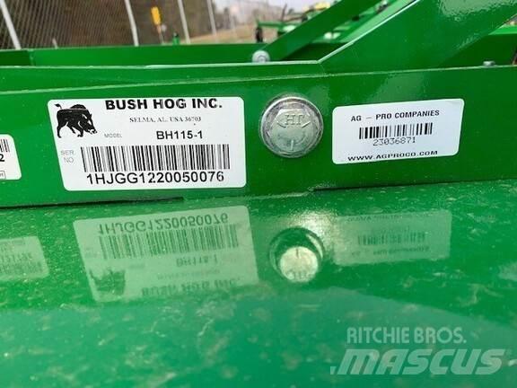 Bush Hog BH115 Balenhakselaars, -snijders en -afwikkelaars