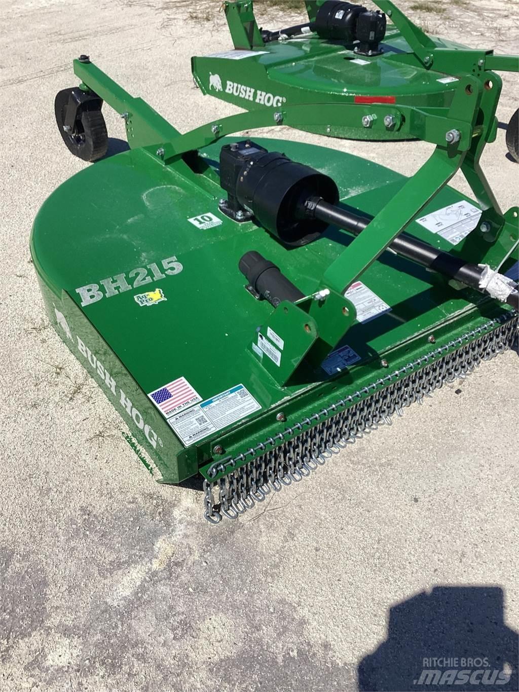 Bush Hog BH215 Balenhakselaars, -snijders en -afwikkelaars